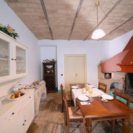 Lory فندق مبيت وإفطار 3*