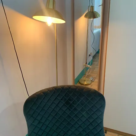 Lory Fara Filiorum Petri