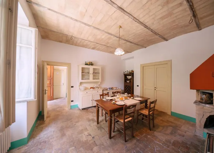 فندق مبيت وإفطار Lory