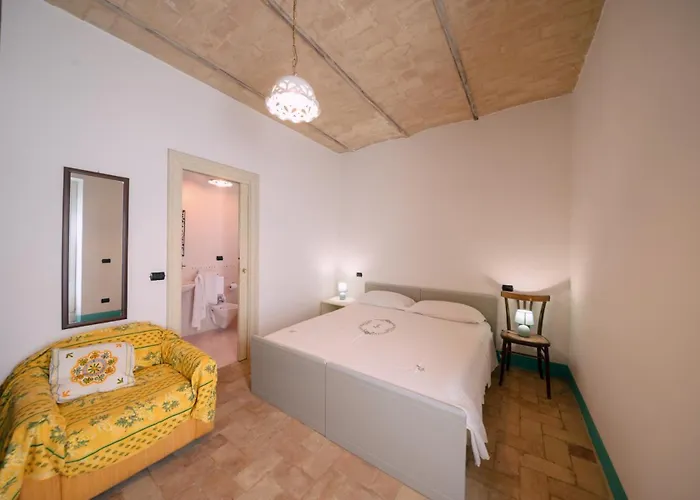 Lory فندق مبيت وإفطار 3*