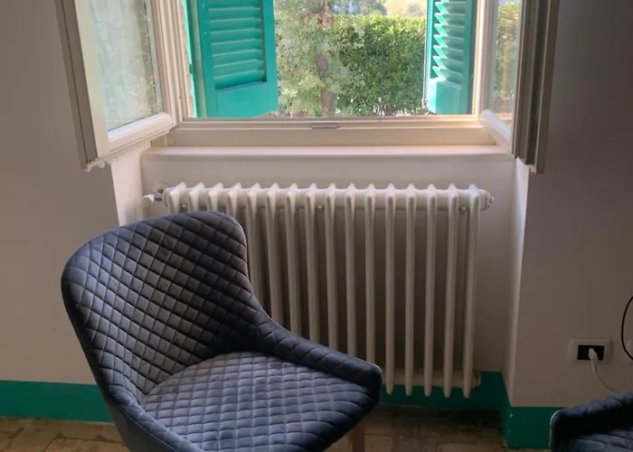 Lory 3* Fara Filiorum Petri