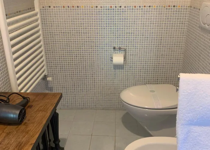 Lory Alojamento de Acomodação e Pequeno-almoço Fara Filiorum Petri